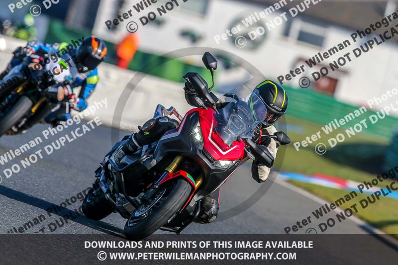 PJM Wedding Photography;enduro digital images;event digital images;eventdigitalimages;mallory park;mallory park photographs;mallory park trackday;mallory park trackday photographs;no limits trackdays;peter wileman photography;racing digital images;trackday digital images;trackday photos